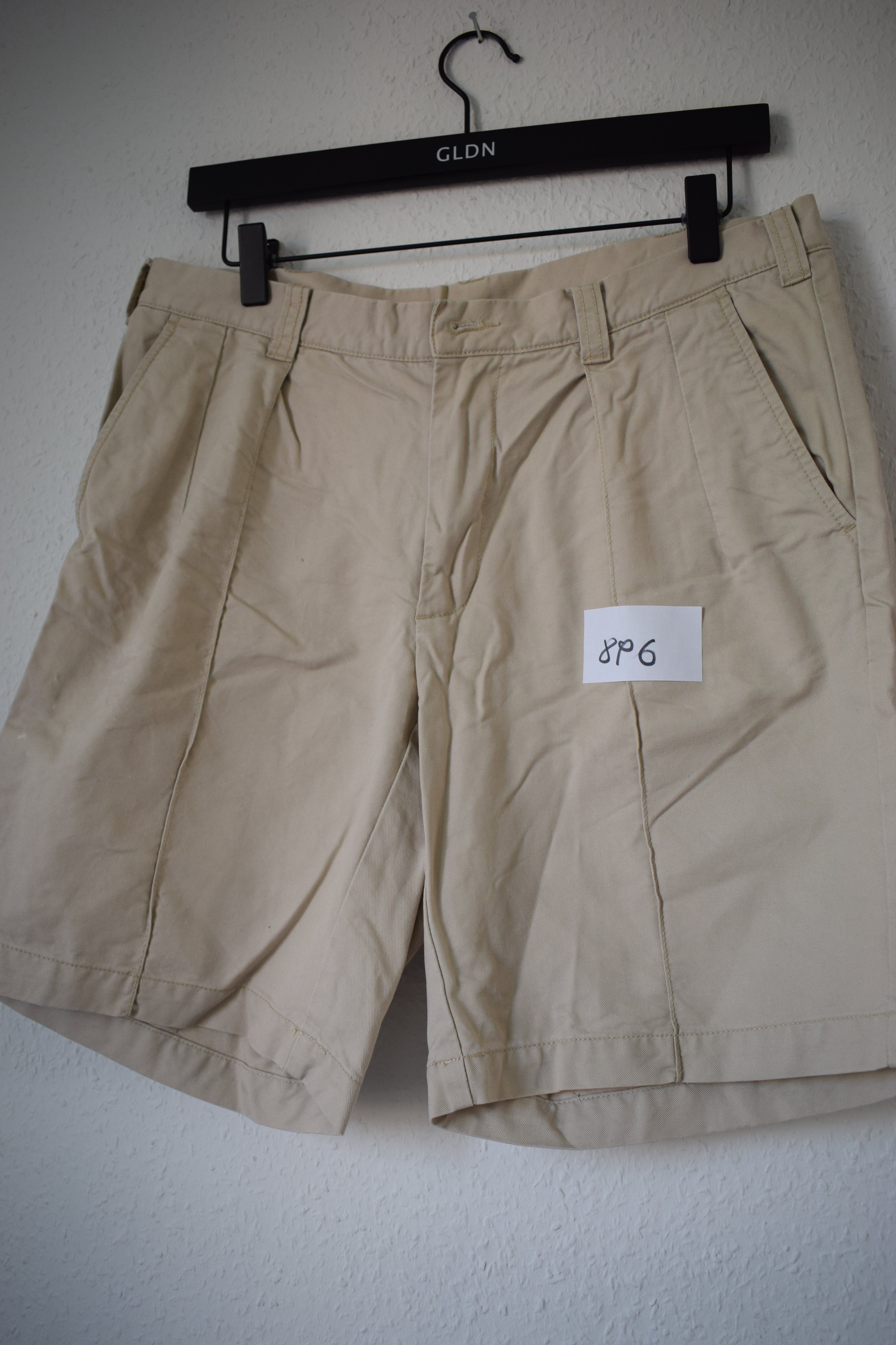 Men's Gant Chino Shorts in Tan - Size W32