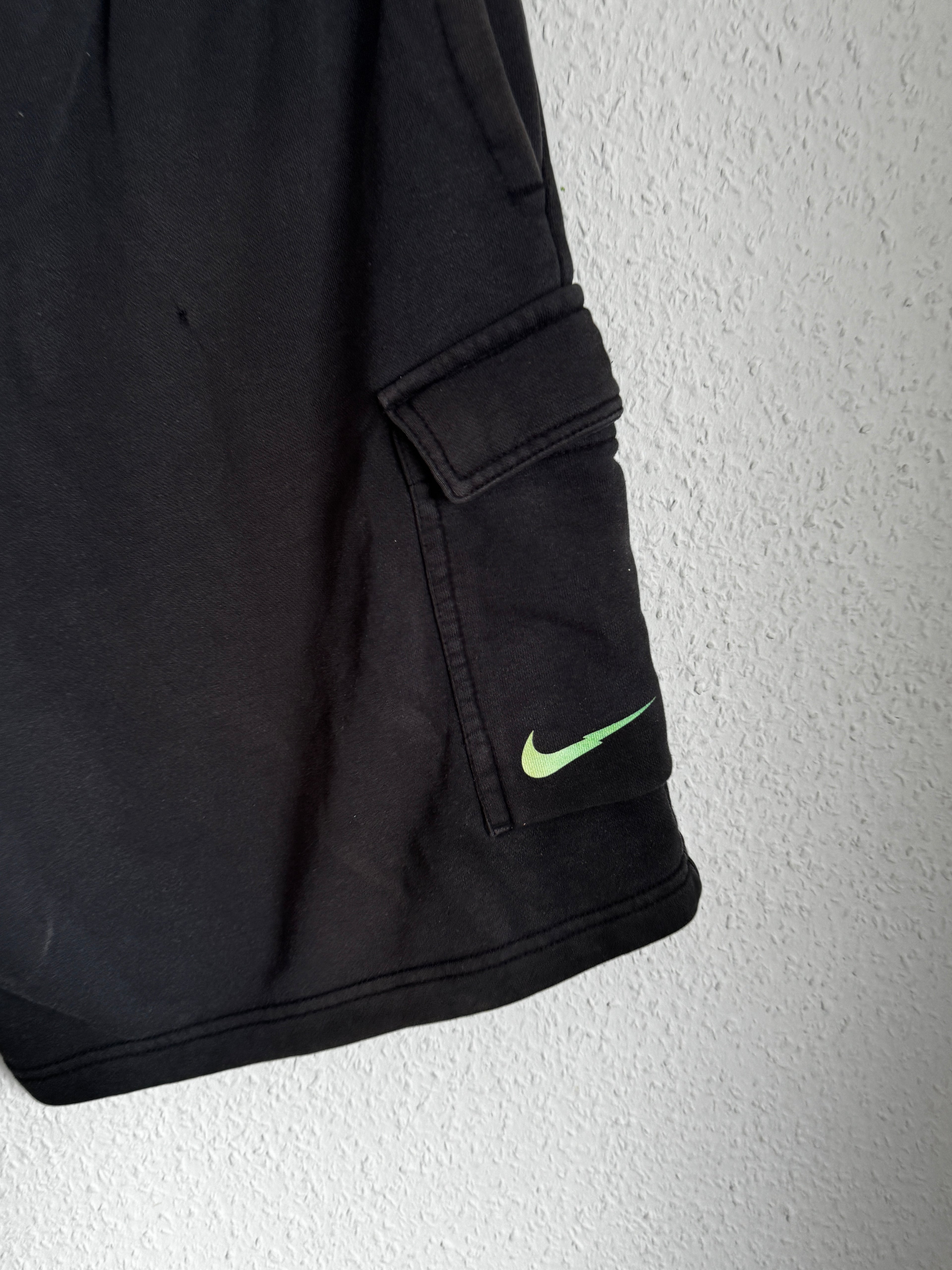 Black Nike Standard Fit Cargo Shorts